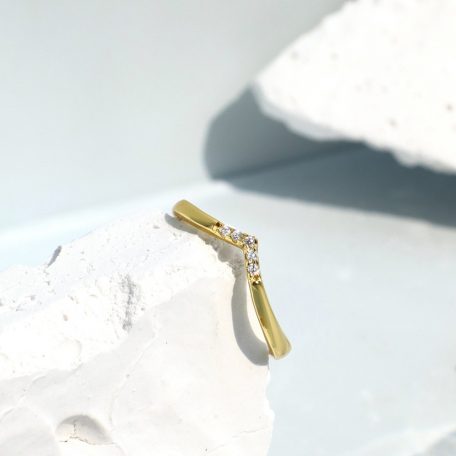 Arannyal bevont  gyűrű cirkónia kristályos díszítéssel #7 (0862.)