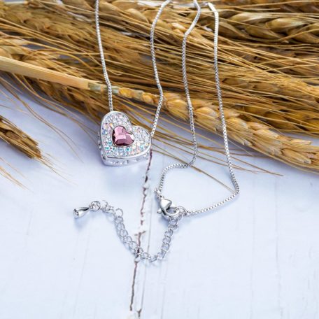 Platinával bevont dupla oldalú szív nyaklánc halvány bíbor színű Swarovski kristályokkal (0084.)