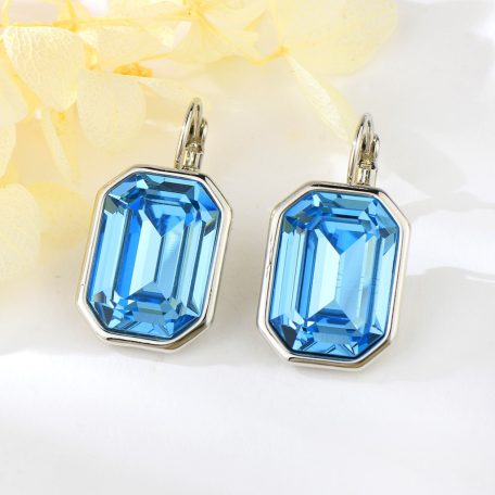 Platinával bevont nagyméretű nyolcszög fülbevaló égszínkékSwarovski kristállyal (0006.)