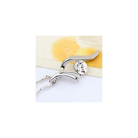 18k fehérarannyal bevont csavart medálos ékszerszett áttetsző Swarovski kristállyal (0073.)