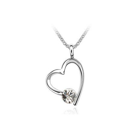 Ródiummal bevont szíves ékszerszett áttetsző Swarovski kristállyal (1249.)