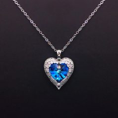  Platinával bevont keretes szív nyaklánc óceánkék Swarovski kristállyal (0484.)