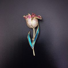   Arannyal bevont exkluzív tulipán bross Swarovski kristályokkal (0446.)