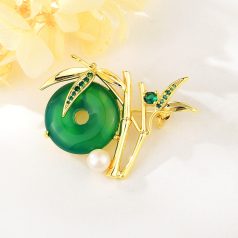   Arannyal bevont elegáns bambusz bross Swarovski kristályokkal (0271.)
