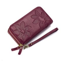   Bíborlila színű nagy méretű bőr pénztárca nyomott virágos mintával (0683.)