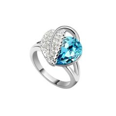   Ezüst színű kék kristályos gyűrű / 8-as méret/  (0674.)