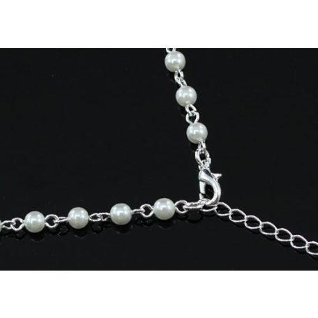 Elefántcsontszínű esküvői ékszerszett gyöngyökkel, kristályokkal (0082.)