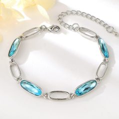   Platinával bevont elegáns karkötő kék kristályokkal (0377.)