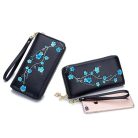 Fekete hasított  bőr pénztárca kék virágos ág mintával (0855.)