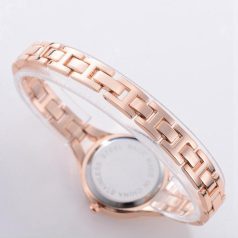   Elegáns női karóra rózsaarany bevonattal, egyedi kristályos díszítéssel (0336.)