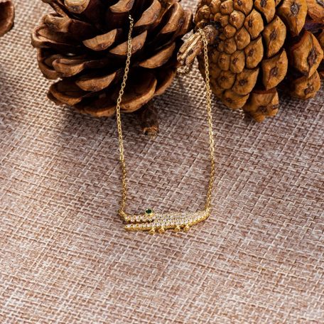 Arannyal bevont krokodil nyaklánc áttetsző CZ kristályokkal (0741.)