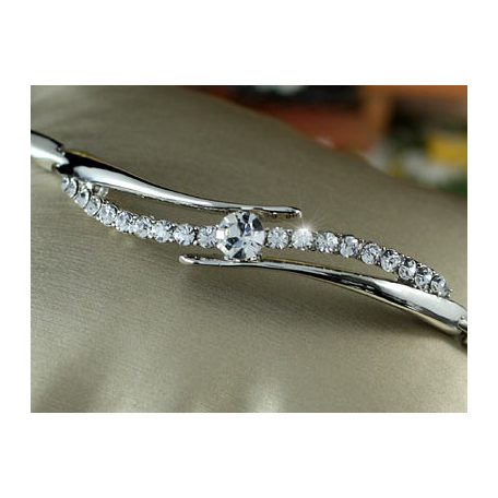 Fehérarannyal bevont 4 karátos karperec ausztriai kristályokkal (0124.)