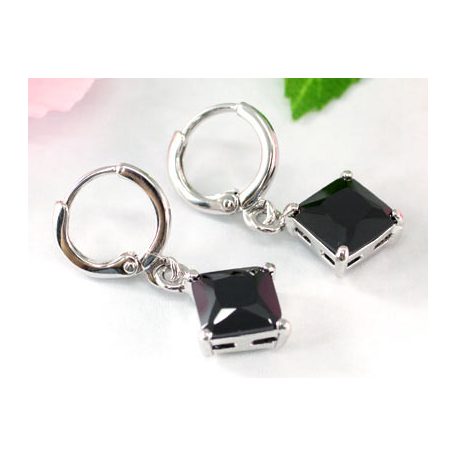 Fehérarannyal bevont függő  fülbevaló  fekete ónix kristállyal (0071.)