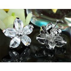   Fehérarannyal bevont virág fülbevaló áttetsző CZ kristályokkal (0570.)