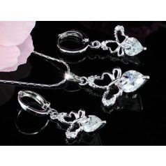   2 részes kisméretű pillangó ékszerszett áttetsző CZ kristályokkal (0030.)