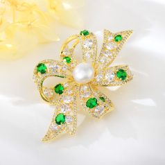   Arannyal bevont exkluzív masni bross zöld és áttetsző cirkónia kristályokkal (0762.)