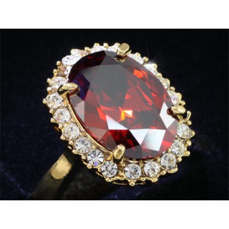 Arannyal bevont klasszikus gyűrű nagy rubinvörös ovális CZ kristállyal #7 (0103.)