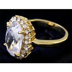   Arannyal bevont klasszikus gyűrű nagy ovális CZ kristállyal #7 (0596.)