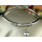 Fehérarannyal bevont szíves karperec ausztriai kristályokkal (0122.)