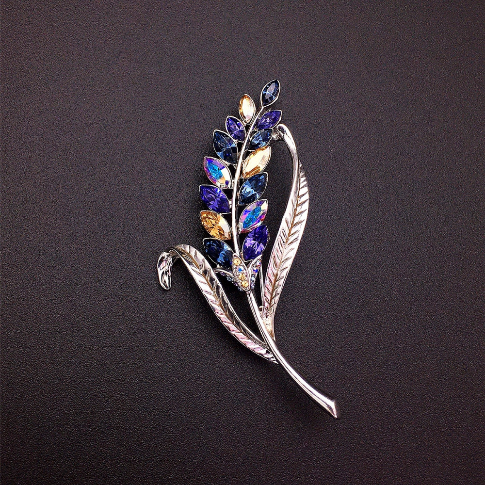 Image of Platinával bevont kalász bross lila, pezsgőszínű és színjátszó Swarovski kristályokkal (0731.)