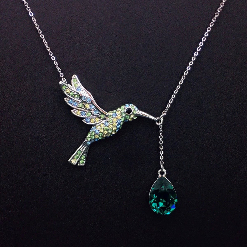 Image of Platinával bevont kolibri nyaklánc zöld színű Swarovski kristállyal (0063.)