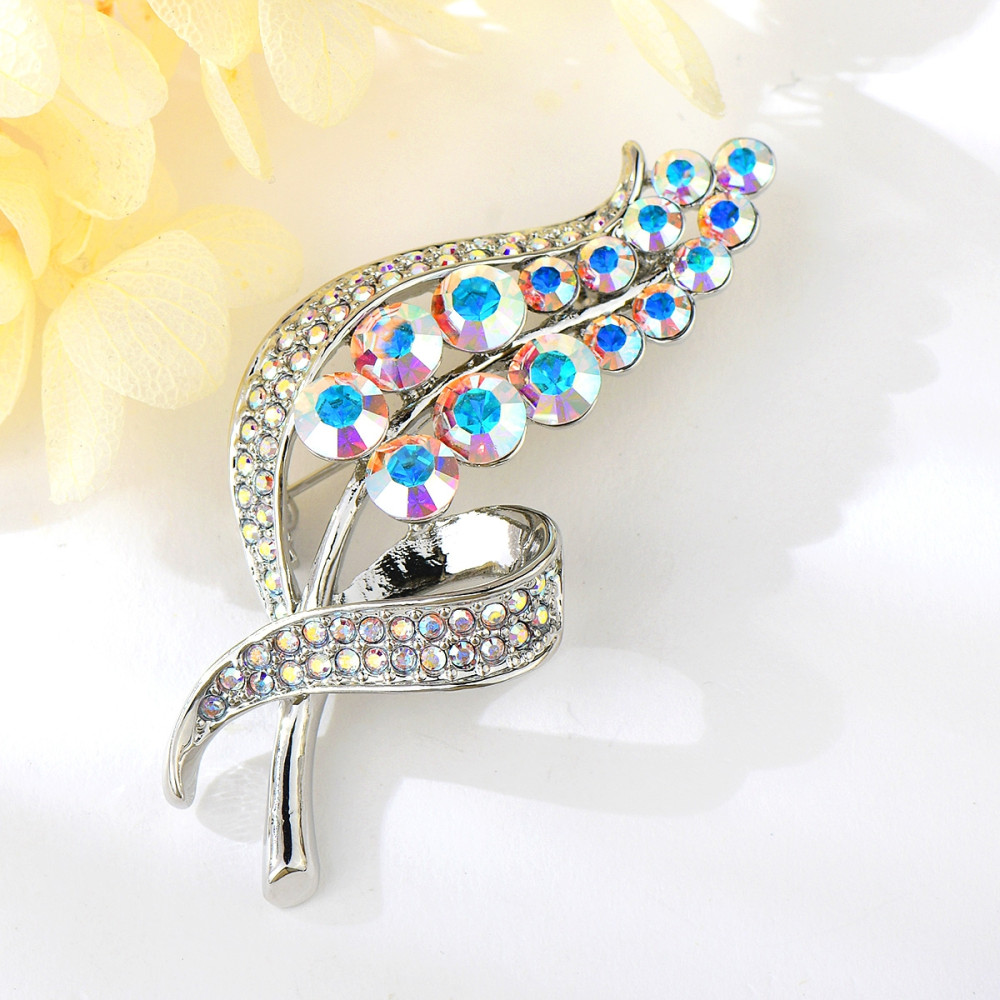 Image of Platinával bevont virágszál bross színjátszó Swarovski kristályokkal (0156.)