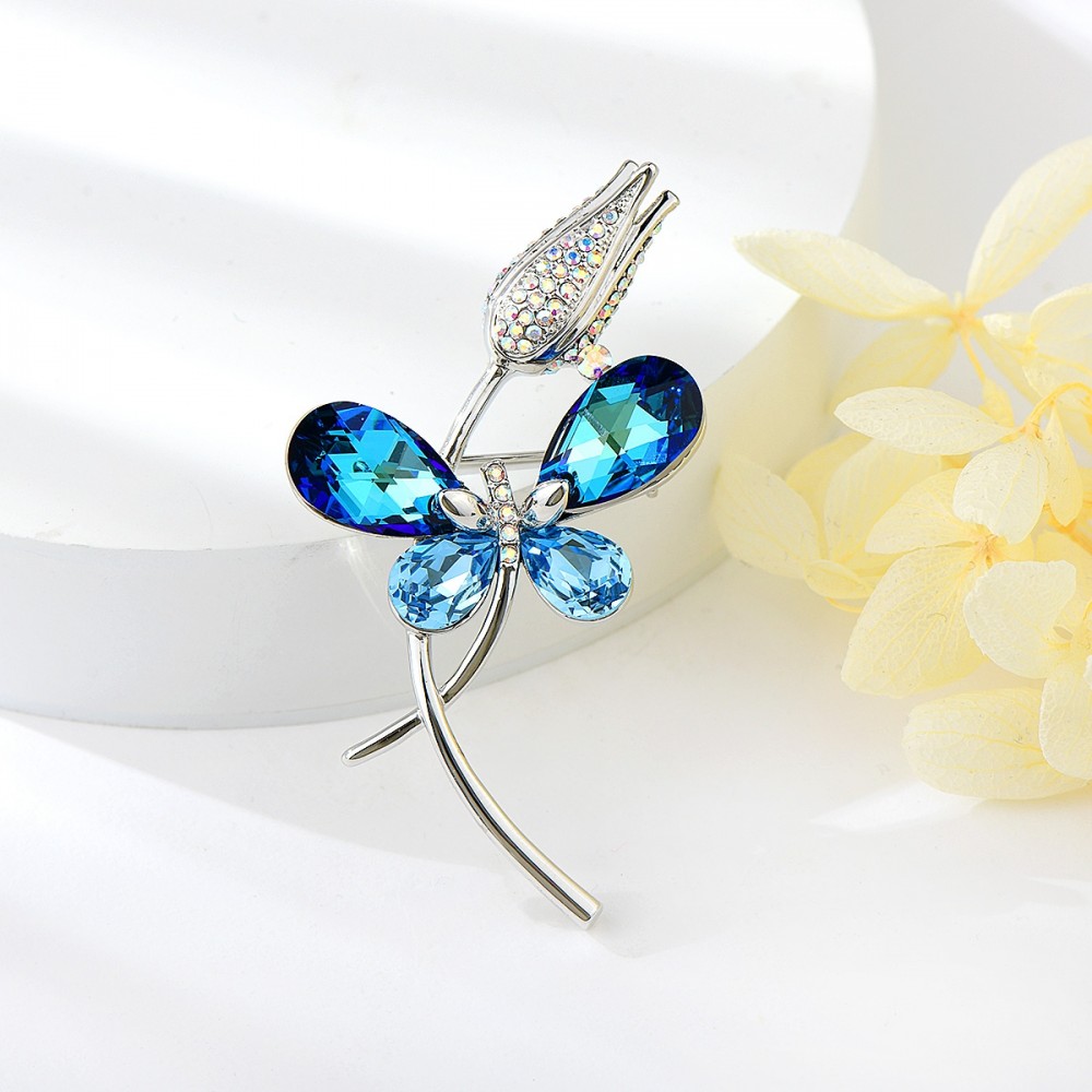 Image of Platinával bevont exkluzív tulipán+pillangó bross áttetsző és óceánkék Swarovski kristályokkal (0569.)