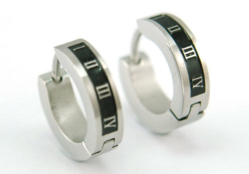 Image of Rozsdamentes acél férfi karika fülbevaló római számokkal 1 pár (1,3 cm-es) (0406.)