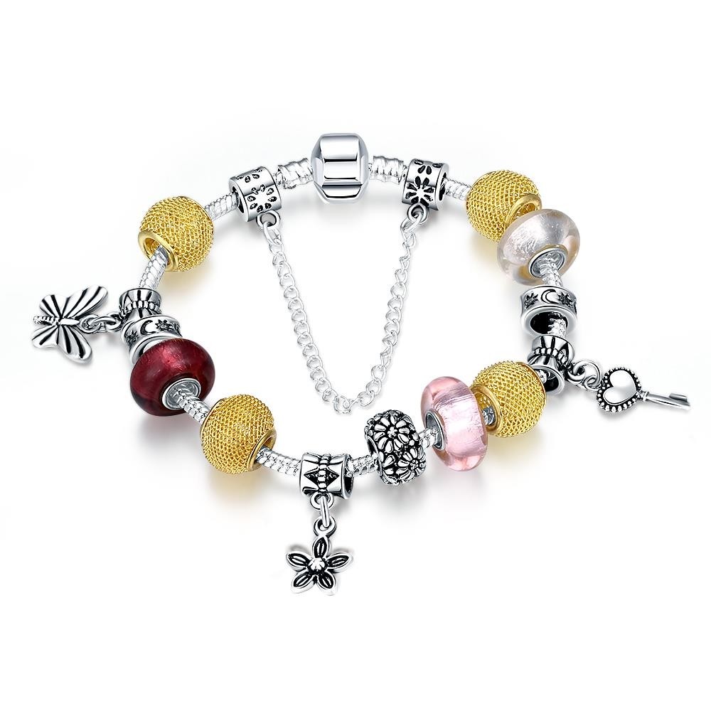 Ezüsttel és arannyal bevont pillangós charm karkötő üveggyöngyökkel + AJÁNDÉK DÍSZDOBOZ (0684.) Ezüsttel és arannyal bevont pillangós charm karkötő üveggyöngyökkel + AJÁNDÉK DÍSZDOBOZ (0684.)