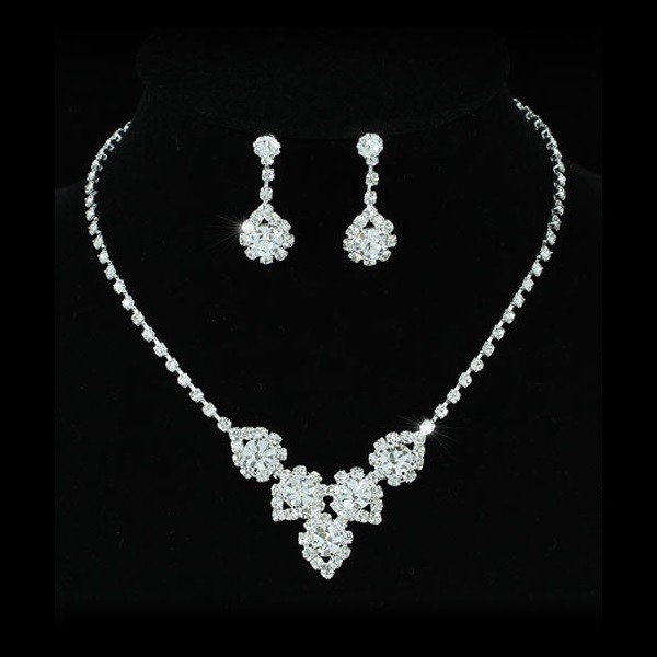 Image of Esküvői/alkalmi ékszerszett ausztriai kristályos díszítéssel (0080.)