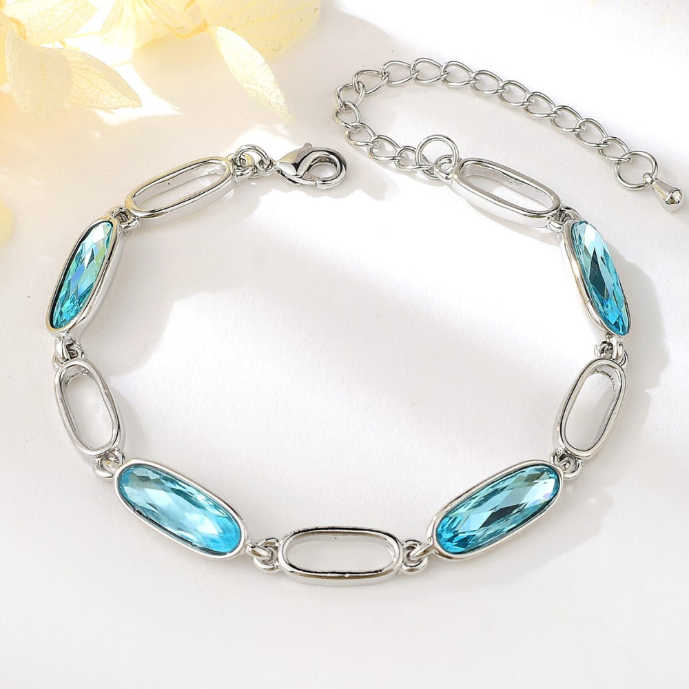 Image of Platinával bevont elegáns karkötő kék kristályokkal (0377.)