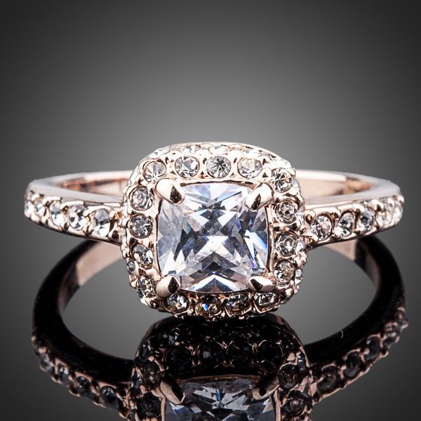 Image of Rózsaarannyal bevont klasszikus gyűrű cirkónia kristályos díszítéssel #6,5 (0613.)